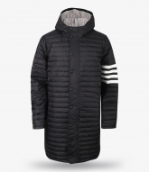 [Thom Browne]4�� ��Ʈ������ �淮 ��..