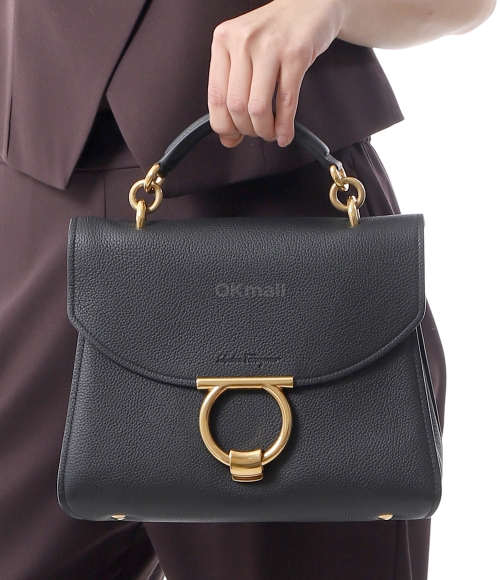 Salvatore Ferragamo]SMALL GANCINI MARGOT HANDBAG NERO