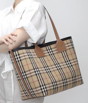A.P.C｜TOTEBAGS (Dlane Tote Bag (COGWD M61443 IAL)) A.P.C｜TOTEBAGS (Dlane Tote Bag (COGWD M61443 IAL)) (A.P.C.