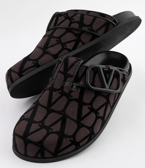 VALENTINO｜SNEAKERS (6Y0S0G37 IFF KFN / 6Y2S0G37 IFF KFN VALENTINO｜SNEAKERS (6Y0S0G37 IFF KFN / 6Y2S0G37 IFF KFN