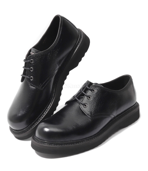 【OUR LEGACY】TRAMPLER SHOE 42 Our Legacy - Trampler Shoe Black Cracked Patent Leather.