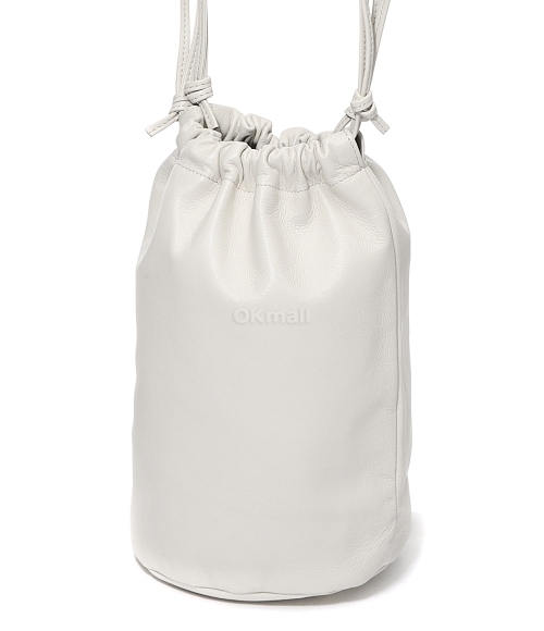 AURALEE]LEATHER BIG ROUND STRING POUCH IVORY (A23AB01AE