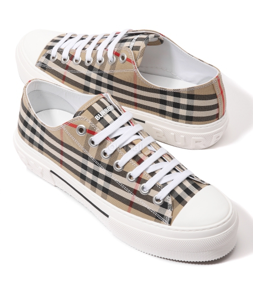 BURBERRY｜SNEAKERS (checkered knit box sneakers (8081730 Burberry - Check Knit Box Sneakers | HBX - Globally Curated