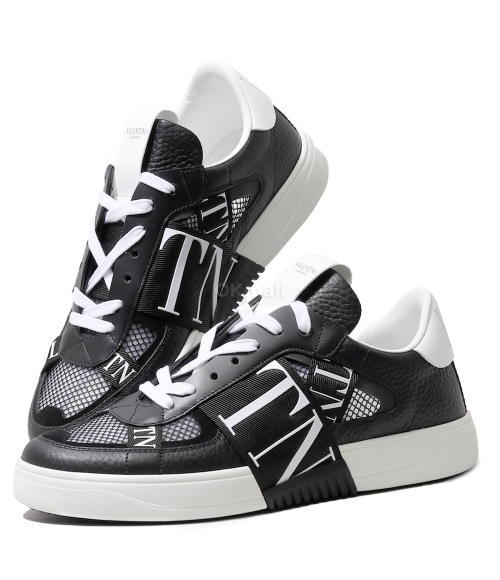 VALENTINO｜ ( 5Y0B0C30 CSH 0NO / 5Y2B0C30 CSH 0NO) VALENTINO]이코노그라프 나일론 스몰 숄더백 (5Y0B0C30 CSH 0NO