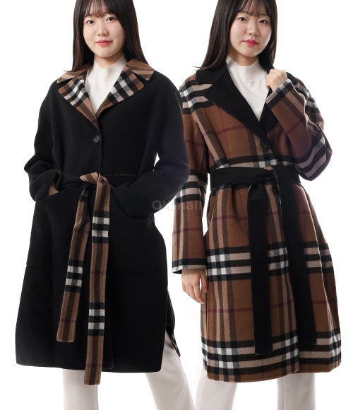 BURBERRY]reversible checkered wool coat (8056331) | 오케이몰
