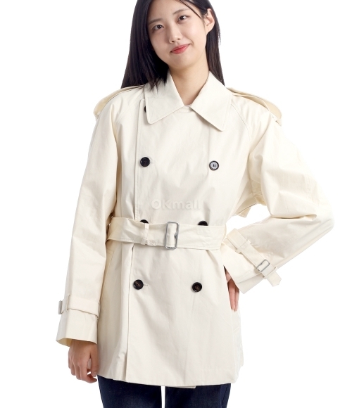 BURBERRY｜COATS (Short Gabbardine Trench Coat (8083207)) Burberry | Short Gabardine Trench Coat. | Trench Coats