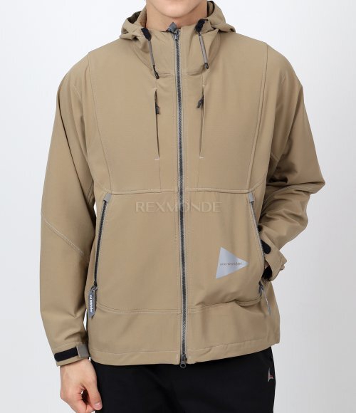 AND WANDER]Light Stretch Shell Jacket - Beige (5744121105-040