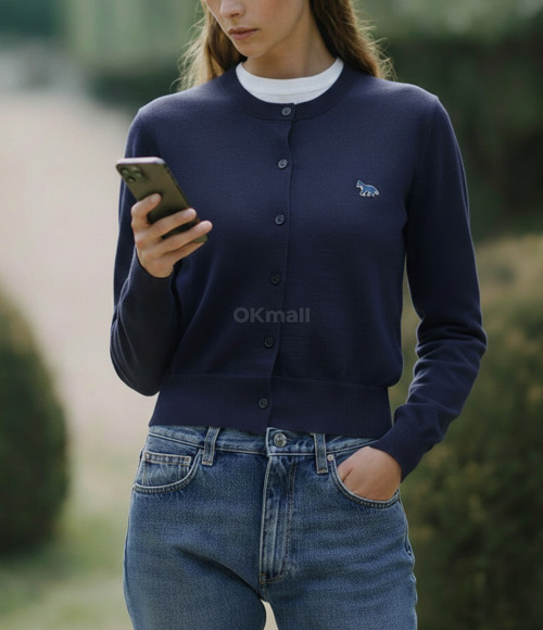 MAISON KITSUNE]BABY FOX PATCH REGULAR CARDIGAN (MW00507KT1036-P492