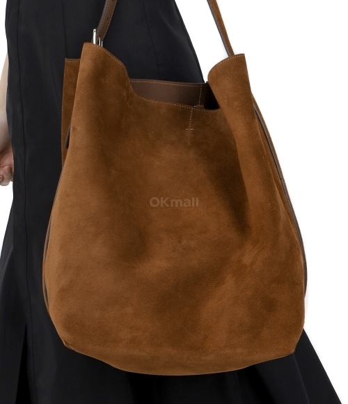 TOTEME]Belted Tote (234-WAL853-LE0004 105) | 오케이몰