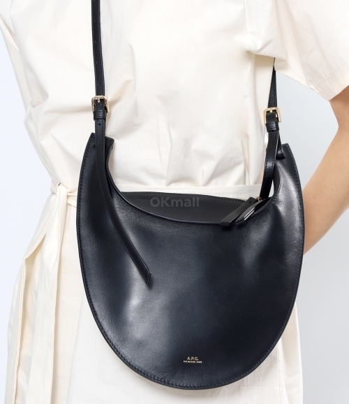 A.P.C]Iris Small Bag (PXBVT F61835 LZZ) | 오케이몰