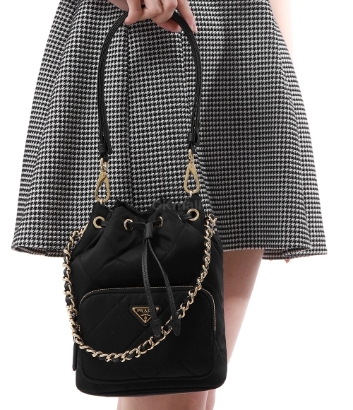 PRADA]리에디션 1995 체인 리나일론 숄더백 (1BH038 2AOS F0002