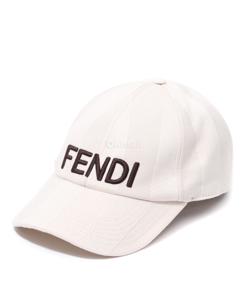 FENDI｜ (Beige Pequin Canvas Baseball Cap(FXQ380 ASQL F0 FENDI]Beige Pequin Canvas Baseball Cap(FXQ380 ASQL F0QB9