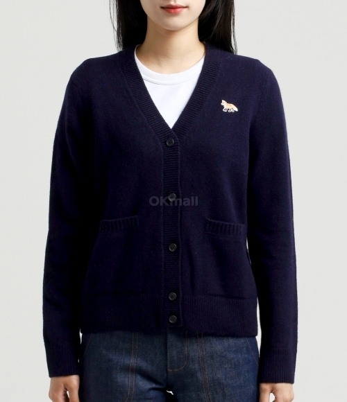 MAISON KITSUNE]BABY FOX PATCH BOXY CARDIGAN (LW00507KT1006