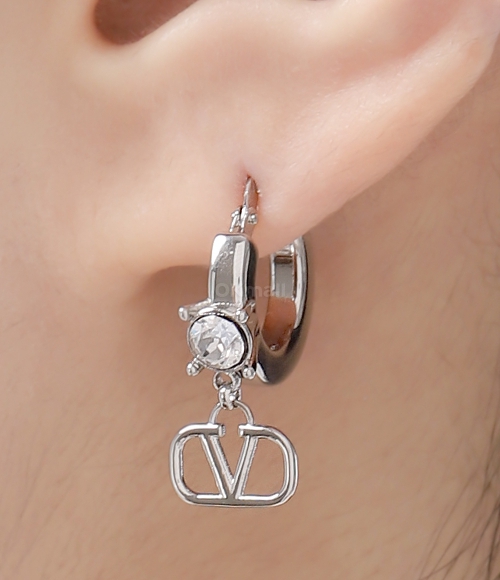 VALENTINO]V 로고 귀걸이 (5W0J0T53 YCW 68S / 5W2J0T53 YCW 68S
