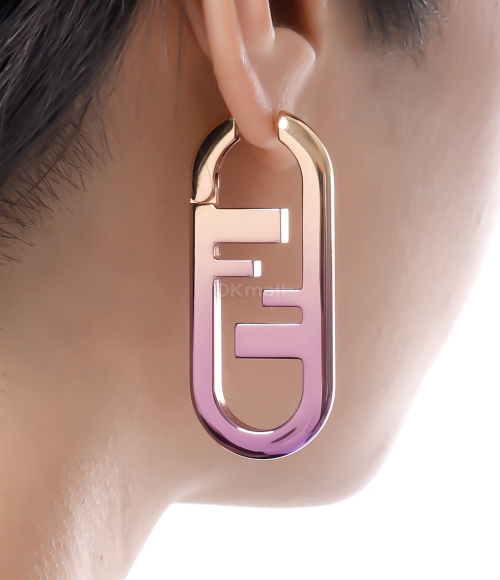 FENDI｜ (OLock Single earrings (8AH289 AG05 F0ZTW)) FENDI]O'Lock Single earrings (8AH289 AG05 F0ZTW) | 오케이몰