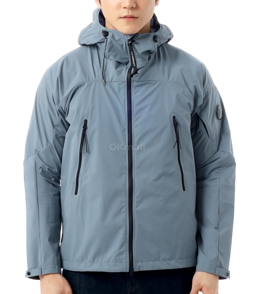 レンズ付き cp company pro tech jacket C.P.COMPANY シーピーカンパニー レンズ付き ジャケットPro-Tek - メルカリ