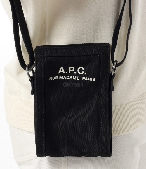 A.P.C｜ (Recuperation Cross Bag (CODBM H61931 JAA)) A.P.C. Recuperation Crossbody Pouch in Black – Oneness Boutique