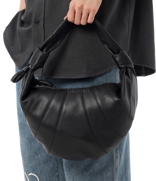 Lemaire｜ (Fortune Croissant Bag (BG0071 LL0018 999)) Lemaire]Fortune Croissant Bag (BG0071 LL0018 999) | 오케이몰