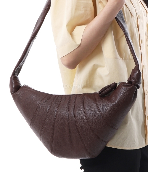 Lemaire｜ (MEDIUM CROISSANT BAG (BG0001 LL0018 503)) Roasted Pecan Medium Croissant Bag | LEMAIRE