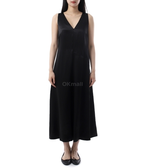 MAX MARA｜ (MCLASSIC (14501012 003 / 14501012600 003)) Women's S Max Mara Timeshirt in silk 2429196012600 Navy