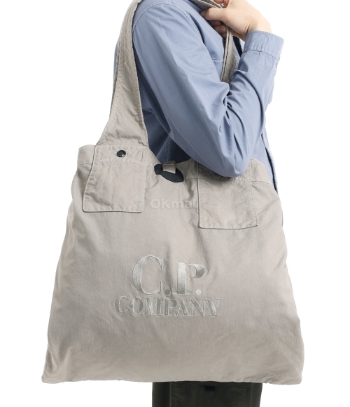 CP COMPANY｜ (Twill Left Hand Logo Bag (18CMAC054A 11030 Twill Left Hand Logo Bag | CPC USCA Online Store