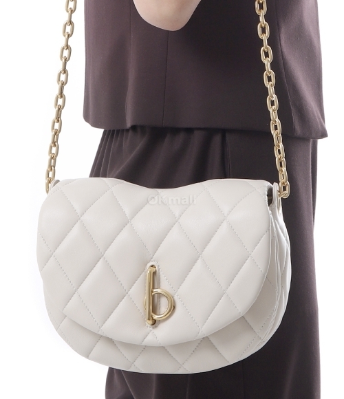 BURBERRY]Quilted Rocking Horse Bag (8104619) | 오케이몰