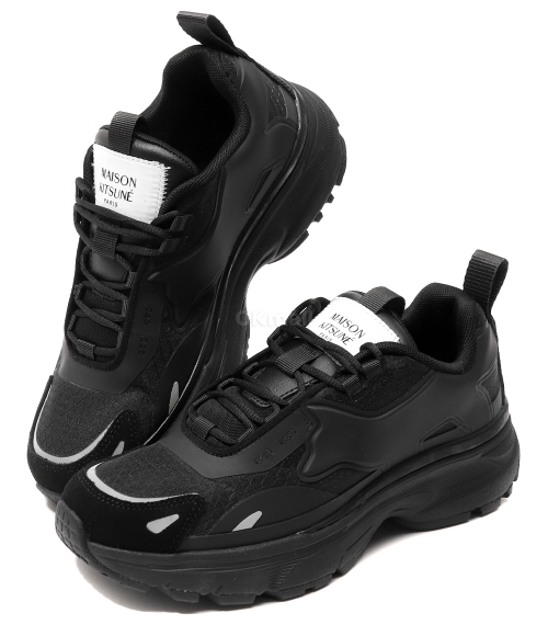 MAISON KITSUNE]SORA RUNNERS (MW04803WQ1101-P199) | 오케이몰