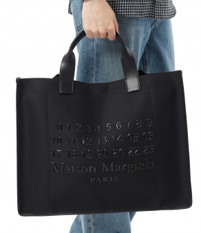 A.P.C｜ (Lou LNY 25 Tote Bag (COHHN M67001 IAK)) A.P.C｜ (Lou LNY 25 Tote Bag (COHHN M67001 IAK)) (A.P.C.