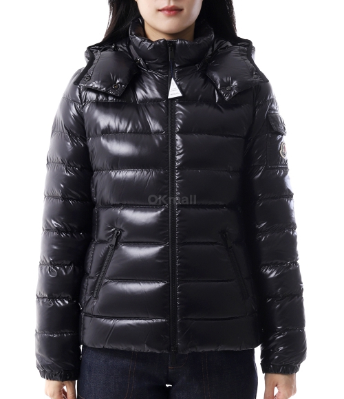 MONCLER]Bady 로고 패치 패딩 (1A52400 68950 999) | 오케이몰