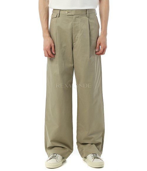 マ*ス様 AURALEE Washed Finx Chino One Tuck AURALEE]WASHED FINX CHINO ONE-TUCK PANTS LIGHT KHAKI (A25SP02FC