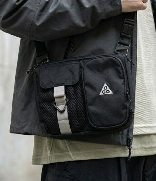 NIKE] ACG 데이맥스 크로스바디 백 3L (HJ8180-010) | 오케이몰