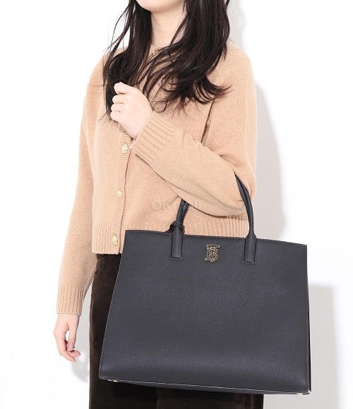BURBERRY]Medium Grainy Leather Frances Bag (8049042) | 오케이몰