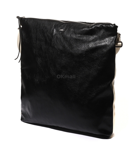 【OUR LEGACY】 CAPO TOTE CAGEIAN BLACK FAKE LEATHER A4228CB OUR LEGACY]CAPO TOTE CAGEIAN BLACK FAKE LEATHER (A4228CB