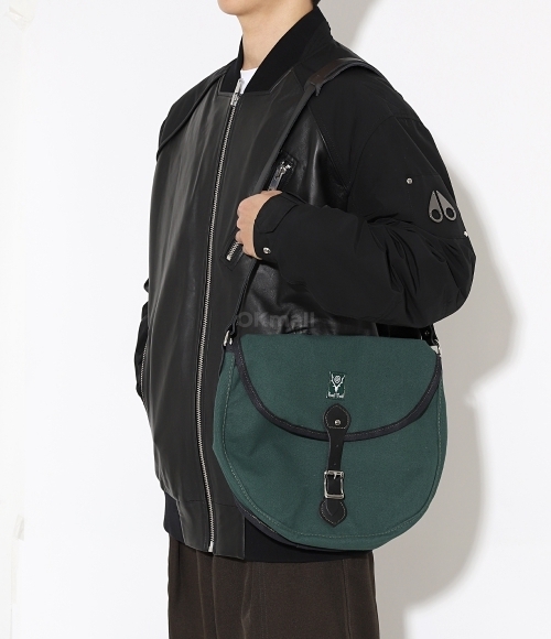 SOUTH2 WEST8｜CROSSBAGS (18oz Canvas Binocular Bag - Med Binocular Bag Large - Hunter Green - 18oz Canvas | Nepenthes