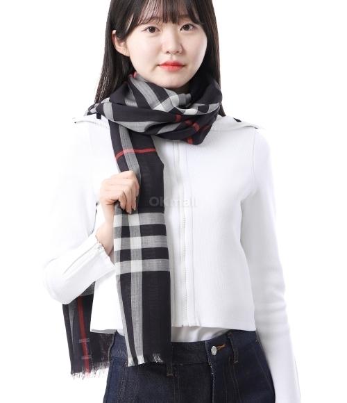 BURBERRY]Checked Wool Silk Scarf (8078780) | 오케이몰