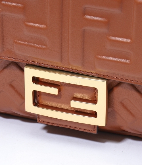 FENDI]Baguette nappa leather bag (8BR600 A72V F1C0G) | 오케이몰