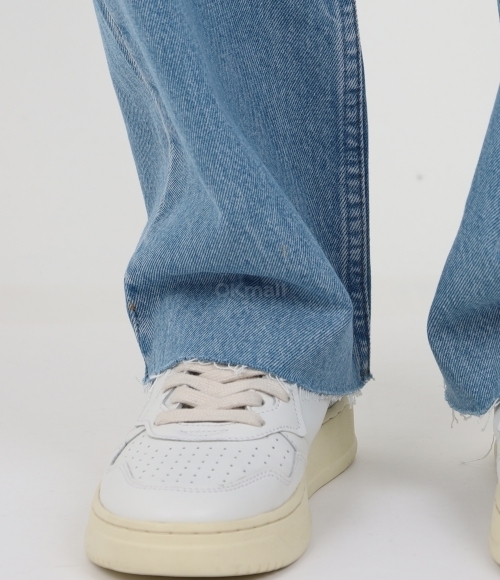 (アーペーセー)A.P.C. Relaxed Raw Edge Jeans COGXL F09210 IAB アーペーセー)A.P.C. Relaxed Raw Edge Jeans COGXL F09210 IAB