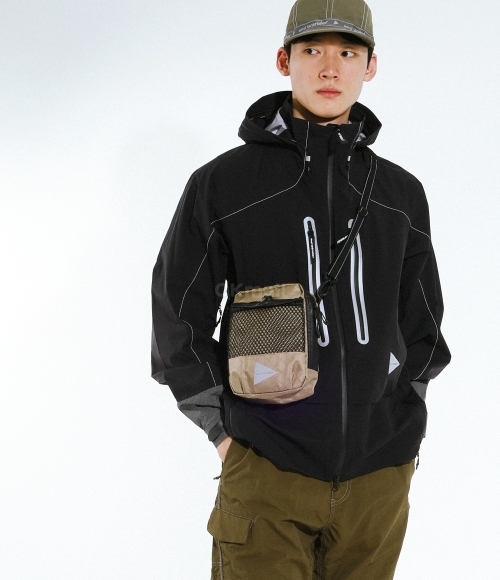 AND WANDER]Ecopak Sholder Pouch - Beige (5744975195-040