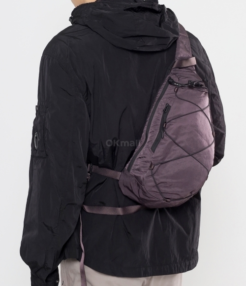 CP COMPANY]Nylon B Crossbody Bag (17CMAC114A 005269G 771