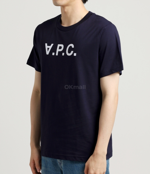 A.P.C｜ (STANDARD GRAND VPC T-SHIRT (COHBM M26384 TAE)) Grand VPC T-shirt | Organic jersey | A.P.C. Ready-to-Wear