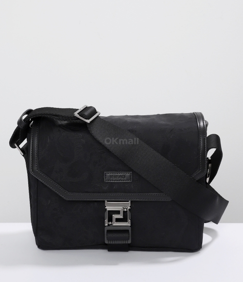 VERSACE｜ (Neo Nylon Barocco Messenger Bag(1011988 1A087 Versace Neo Nylon Crossbody Bag | Black | FARFETCH