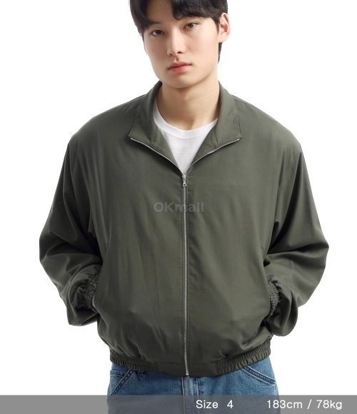 AURALEE]SUPER FINE TROPICAL WOOL ZIP BLOUSON DARK KHAKI