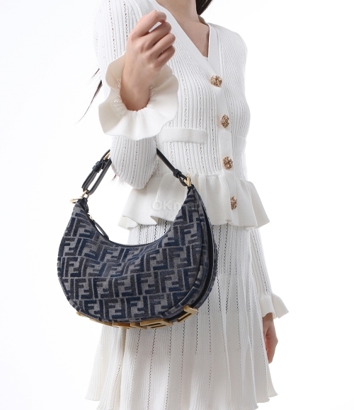 FENDI｜ (Fendigraphy Small Chenille Degrade FF (8BR798 A Fendigraphy Small Fabric Blue | Fendi