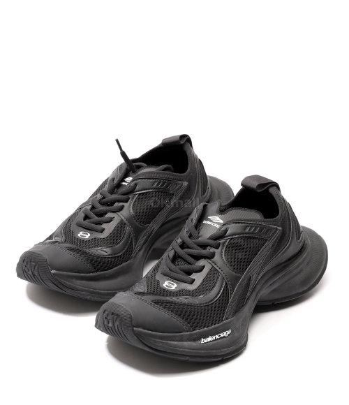 BALENCIAGA｜ (793944 WFLGY 1000) Ultimate Guide to BALENCIAGA Circuit Sneakers 793944 WFLGY 1000