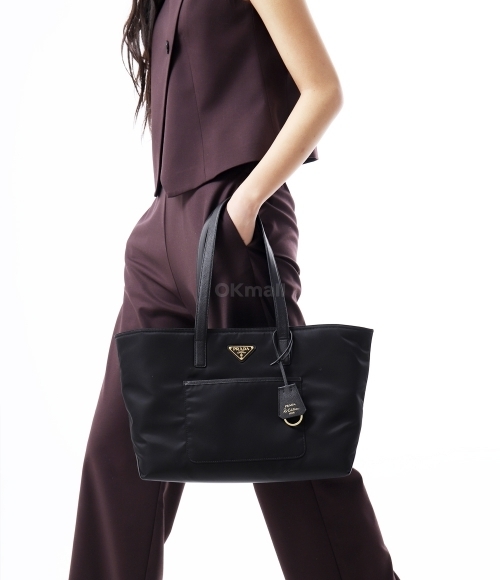 PRADA]프라다 리에디션 1978 미디엄 리나일론 토트백 (1BG555