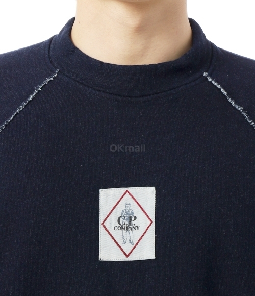 CP COMPANY｜ (Indigo Fleece Vanise Logo Sweatshirt (18CM Indigo Fleece Vanisé Logo Sweatshirt | C.P. Company Swiss