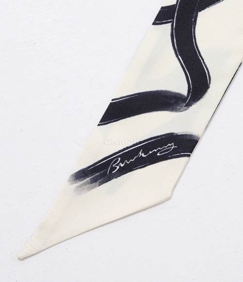 BURBERRY]Skinny Ribon Silk Scarf (8103806) | 오케이몰