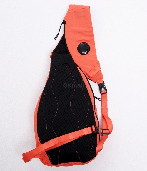 CP COMPANY｜ (Nylon B Crossbody Bag (18CMAC114A 005269G Nylon B Crossbody Rucksack in Black | C.P. Company | EQVVS