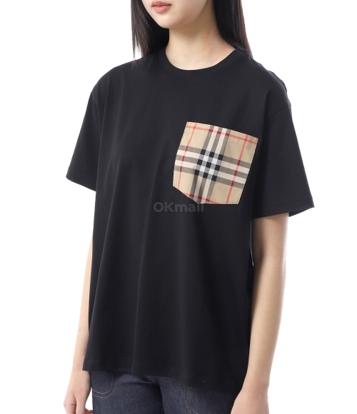 BURBERRY｜ (Checkered Pocket Cotton T-Shirt (8103970)) D50401B1-3CB5-44C1-992D-