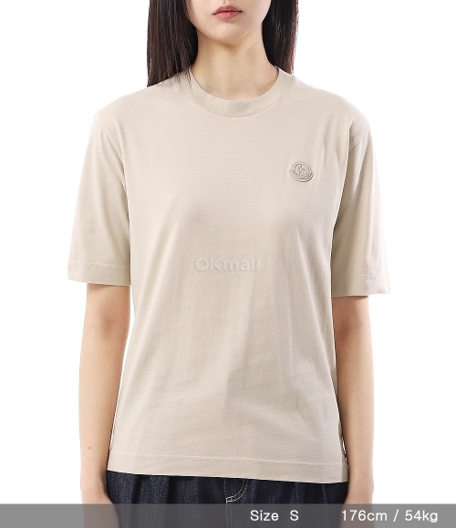 MONCLER｜ (8C00005 89A17 21E) MONCLER]실리콘 로고 패치 코튼 티셔츠 (8C00005 89A17 21E